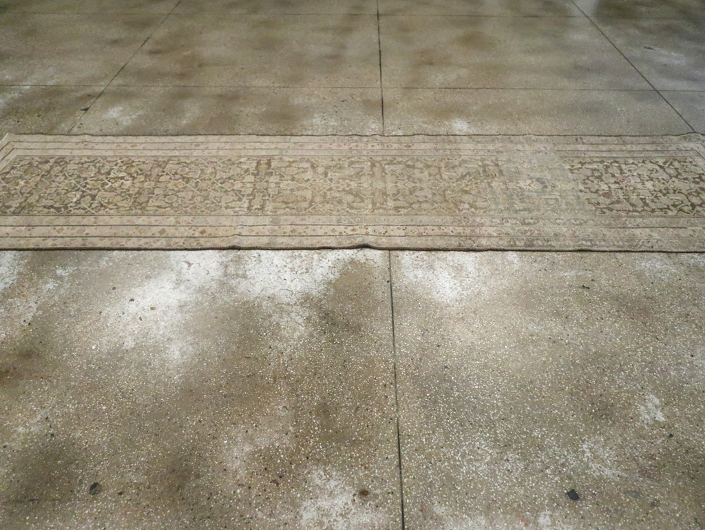 Antique Persian Malayer Runner, No.20772 - Galerie Shabab