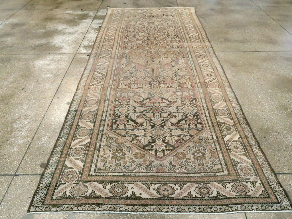 Vintage Persian Malayer Carpet, No.20773 - Galerie Shabab