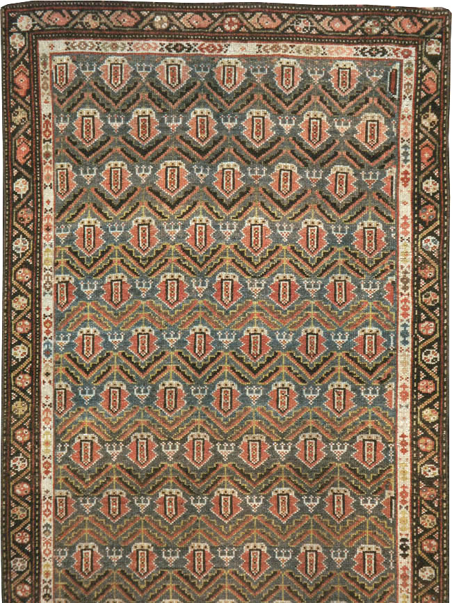 Vintage Persian Kurdish Rug, No.20786 - Galerie Shabab