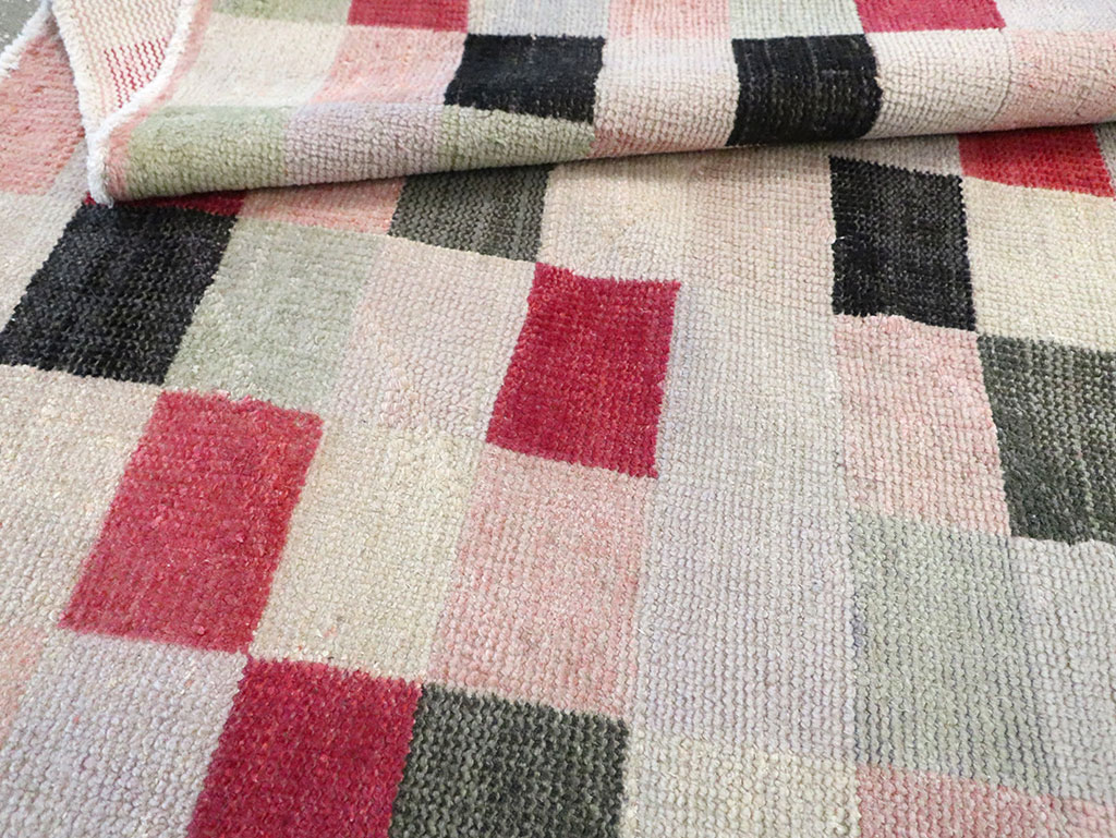 Vintage Turkish Art Deco Accent Carpet, No.20813 - Galerie Shabab