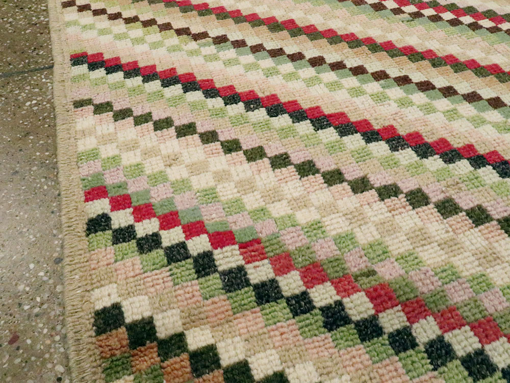 Vintage Turkish Anatolian Rug, No.20820 - Galerie Shabab