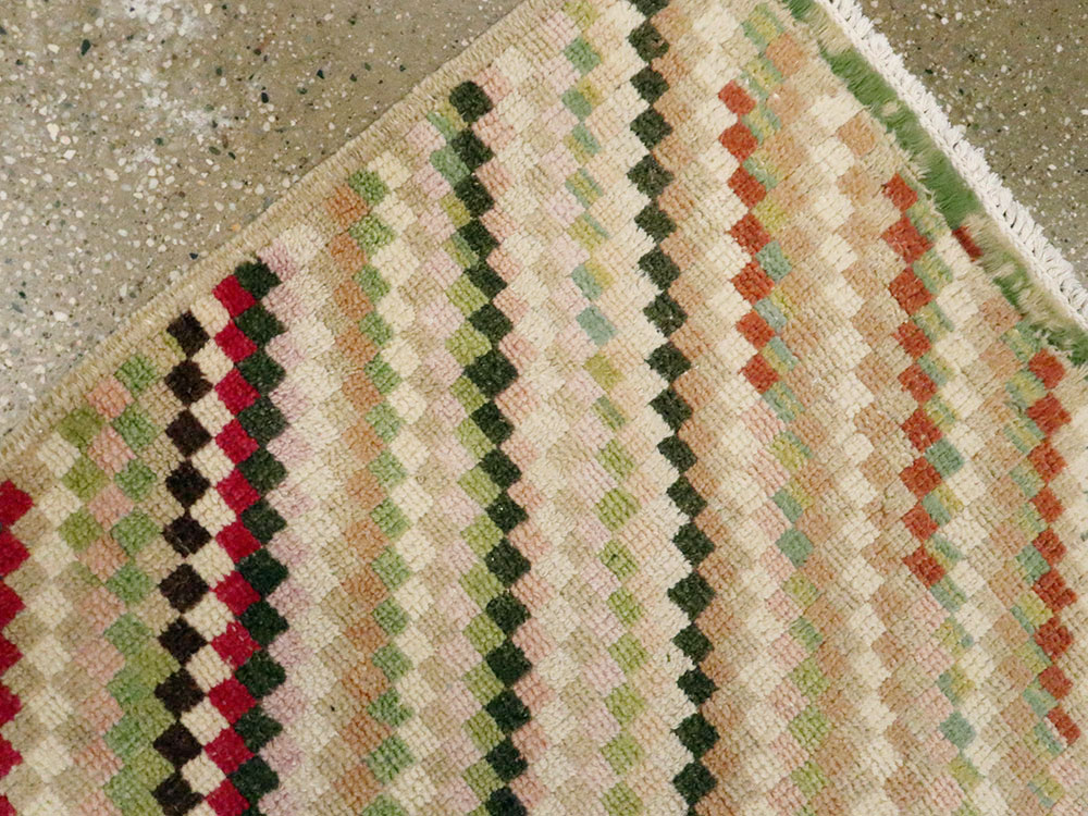 Vintage Turkish Anatolian Rug, No.20820 - Galerie Shabab