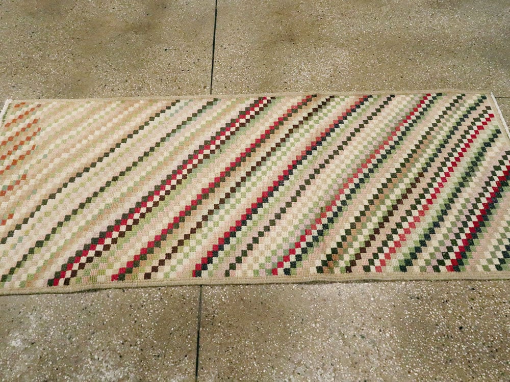 Vintage Turkish Anatolian Rug, No.20820 - Galerie Shabab