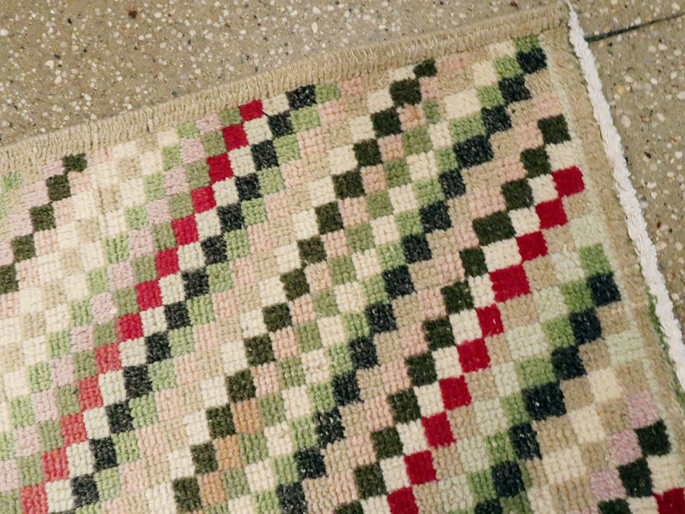 Vintage Turkish Anatolian Rug, No.20820 - Galerie Shabab