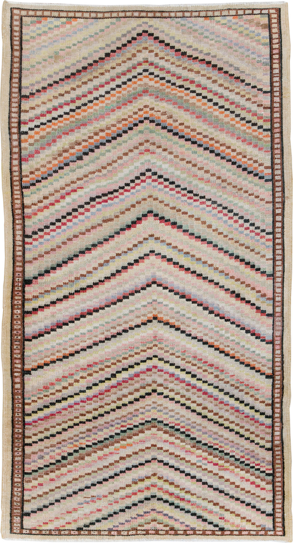 Vintage Turkish Anatolian Accent Rug, No.20827 - Galerie Shabab
