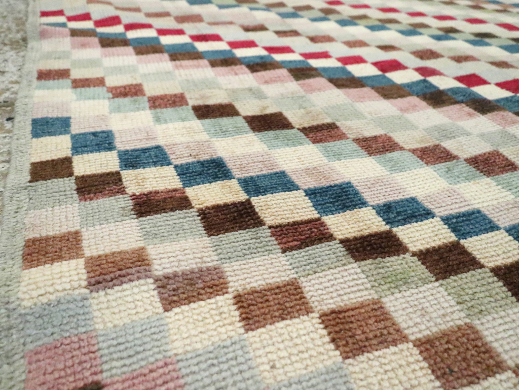 Vintage Turkish Anatolian Distressed Rug, No.20830 - Galerie Shabab