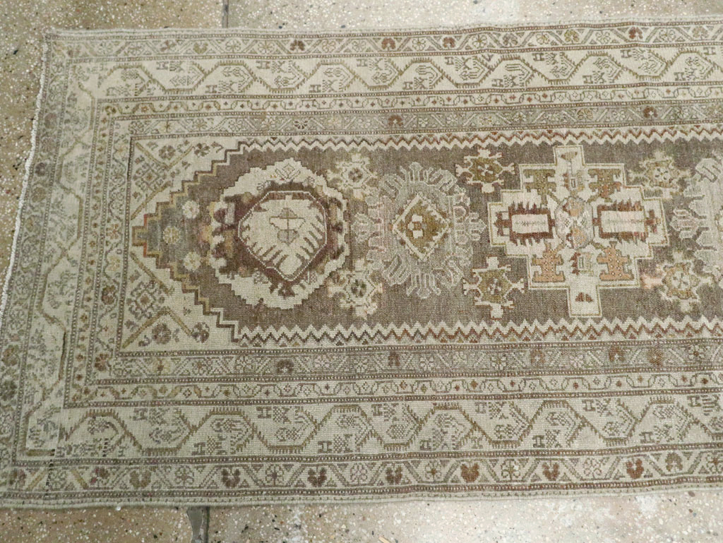 Vintage Persian Malayer Runner, No.20846 - Galerie Shabab