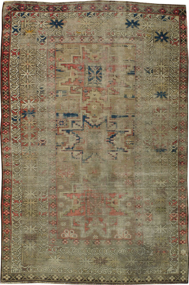 Antique Caucasian Distressed Rug, No.20861 - Galerie Shabab
