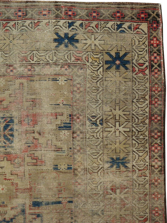 Antique Caucasian Distressed Rug, No.20861 - Galerie Shabab