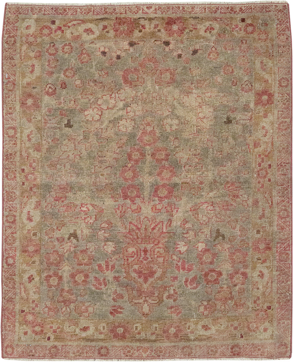 Antique Persian Mashad Throw Rug, No.20869 - Galerie Shabab