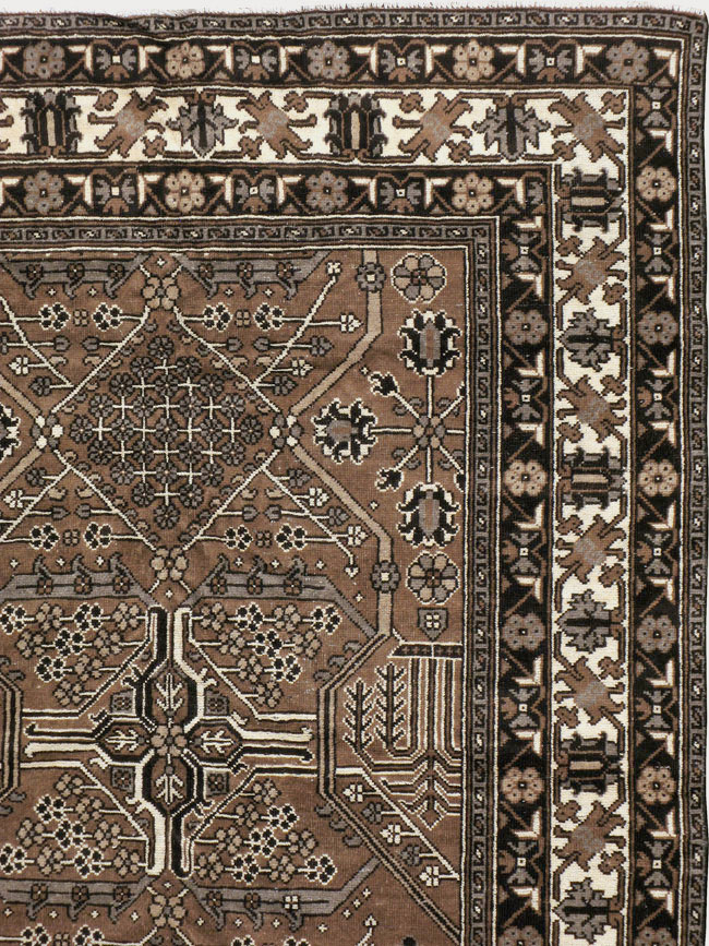Vintage Persian Bakhtiari Carpet, No.20877 - Galerie Shabab