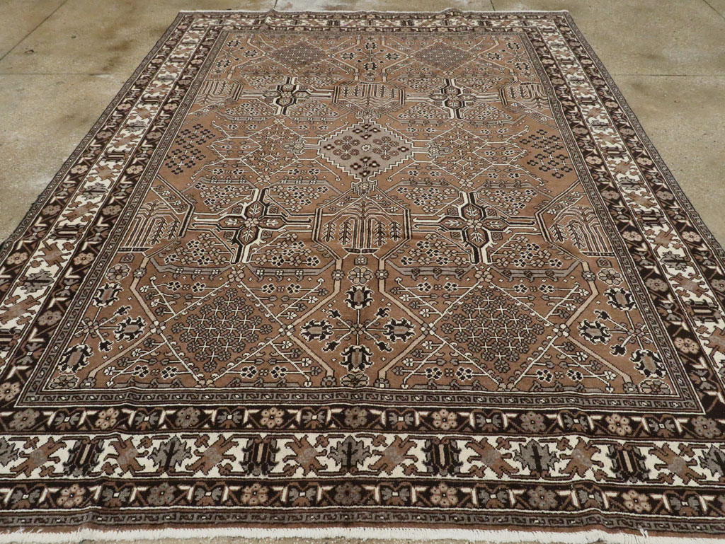 Vintage Persian Bakhtiari Carpet, No.20877 - Galerie Shabab