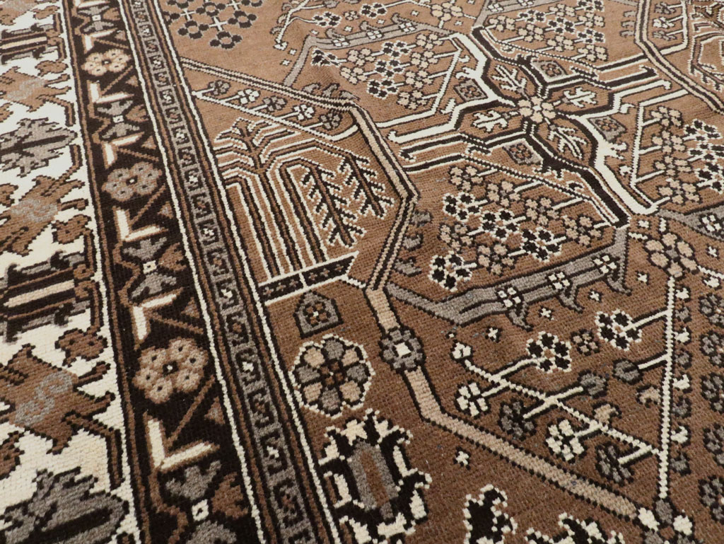 Vintage Persian Bakhtiari Carpet, No.20877 - Galerie Shabab
