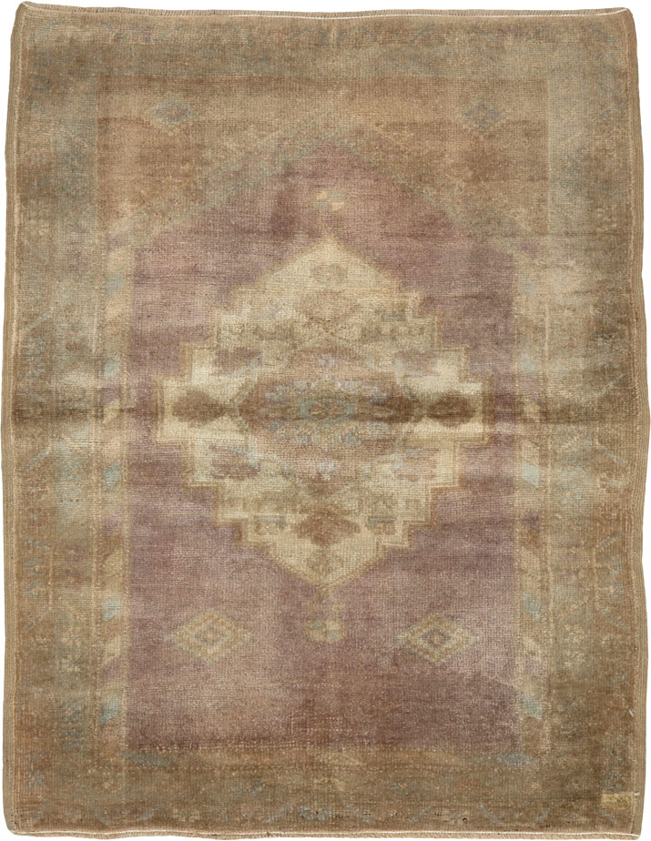 Antique Turkish Oushak Rug, No.20881 - Galerie Shabab