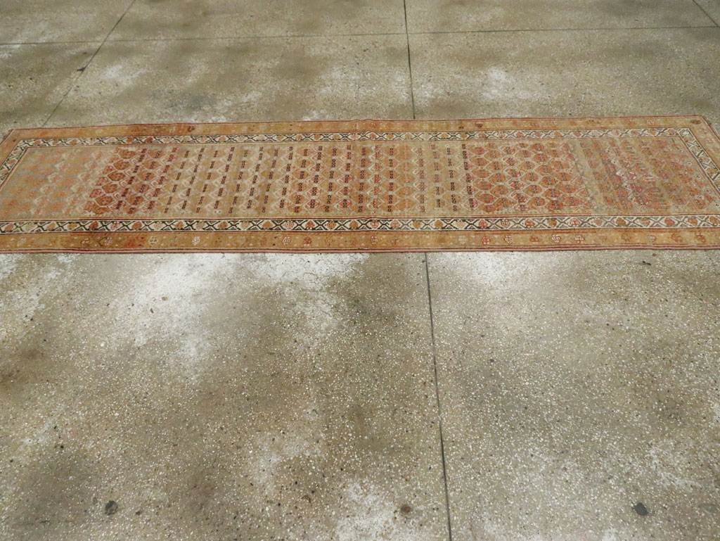 Antique Persian Malayer Runner, No.20889 - Galerie Shabab