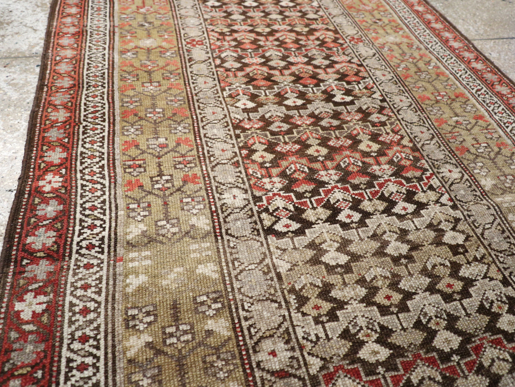 Vintage Persian Malayer Runner, No.20890 - Galerie Shabab