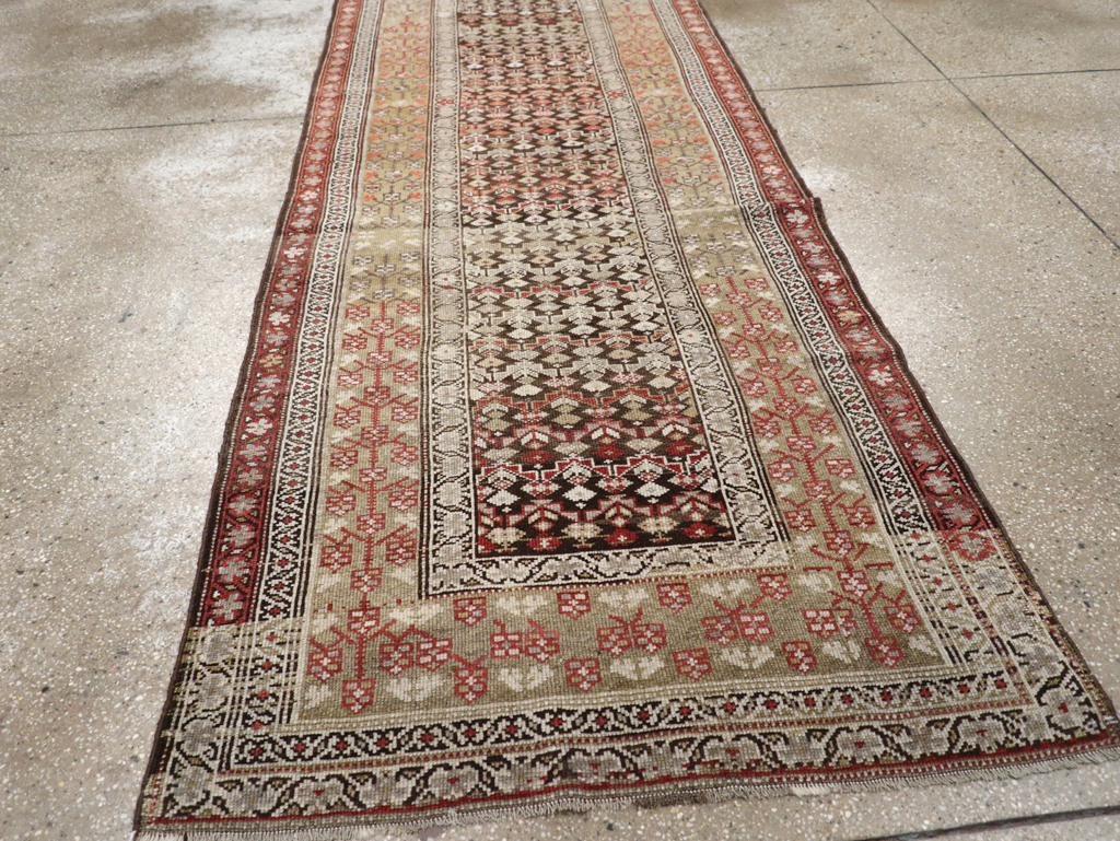 Vintage Persian Malayer Runner, No.20890 - Galerie Shabab