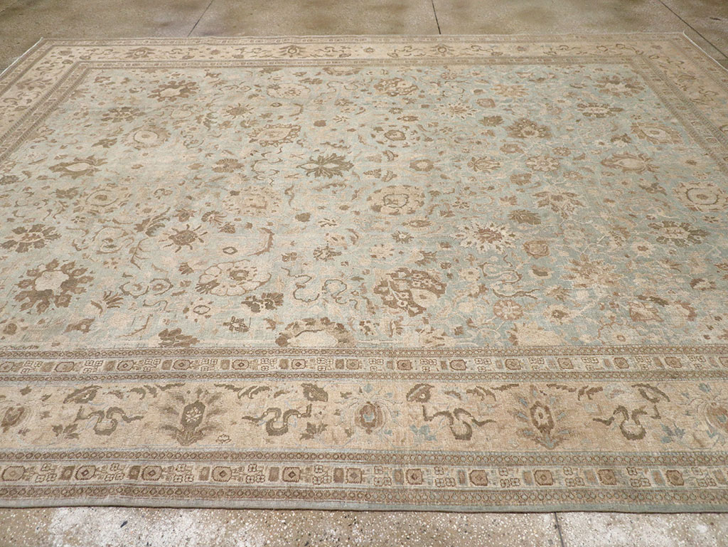 Antique Persian Tabriz Room Size Carpet, No.20909 - Galerie Shabab