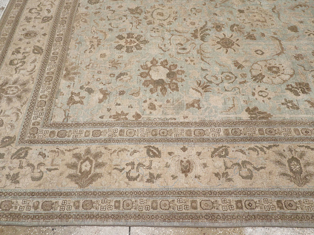 Antique Persian Tabriz Room Size Carpet, No.20909 - Galerie Shabab