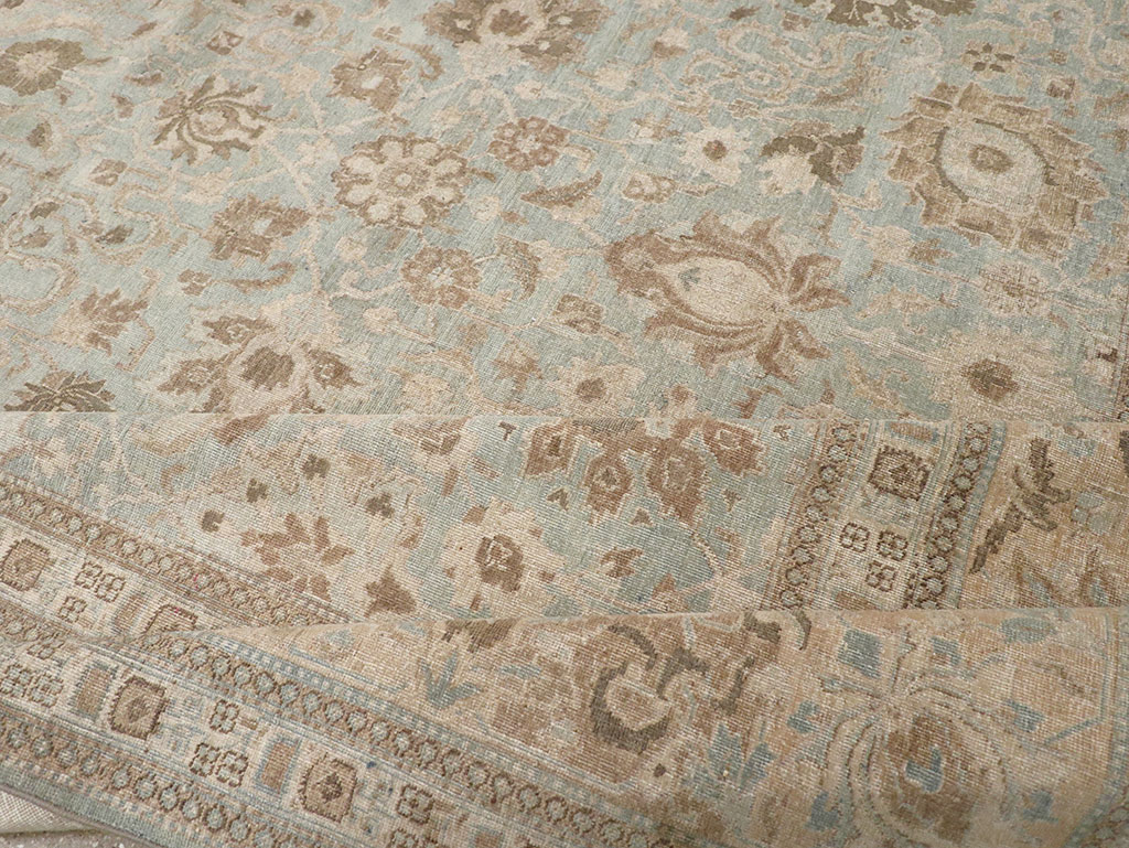 Antique Persian Tabriz Room Size Carpet, No.20909 - Galerie Shabab