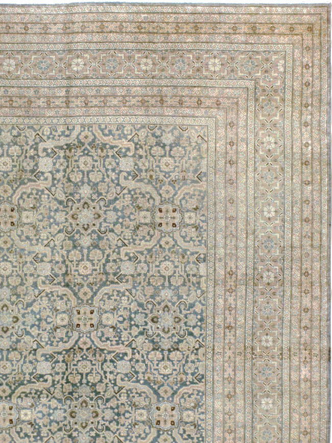 Antique Persian Tabriz Carpet, No.20910 - Galerie Shabab