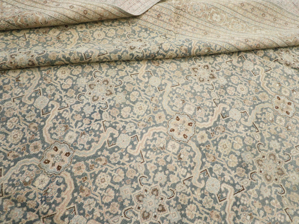 Antique Persian Tabriz Carpet, No.20910 - Galerie Shabab