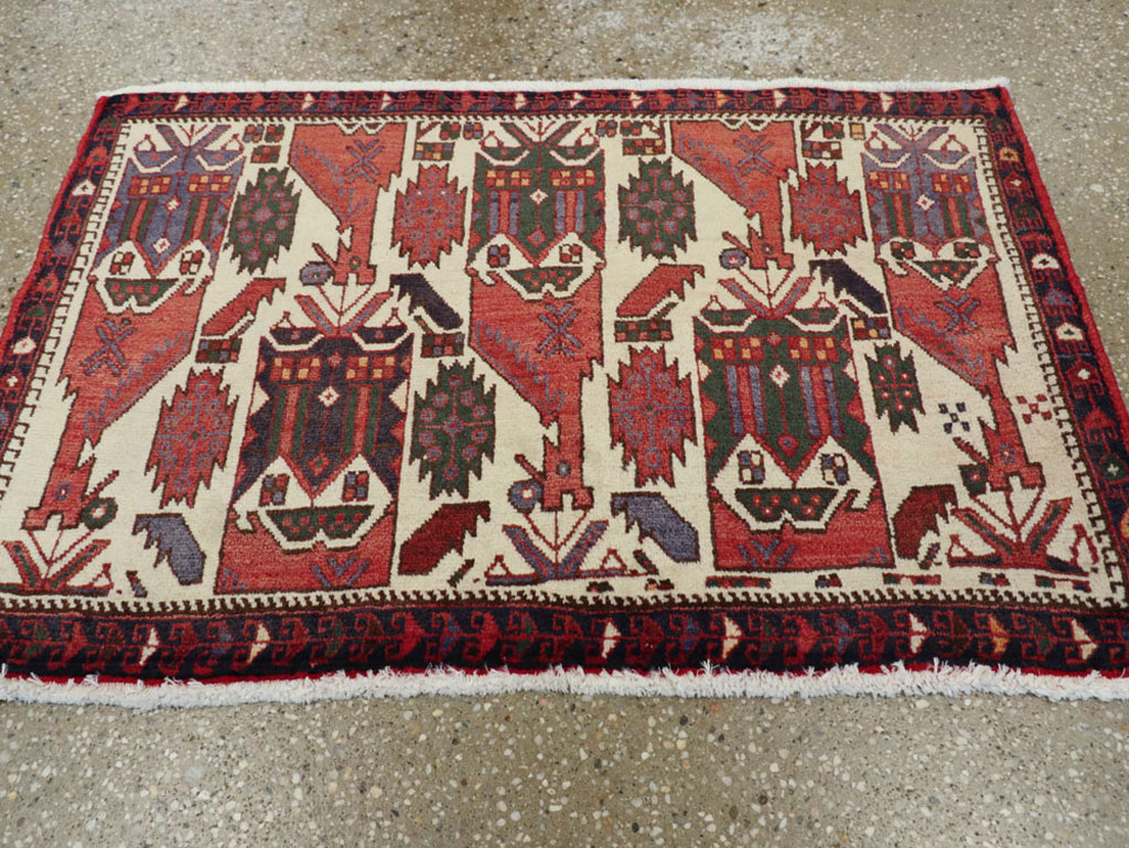 Vintage Persian Afshar Rug, No.20916 - Galerie Shabab