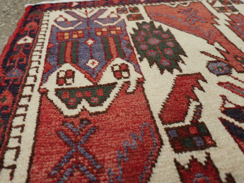 Vintage Persian Afshar Rug, No.20916 - Galerie Shabab