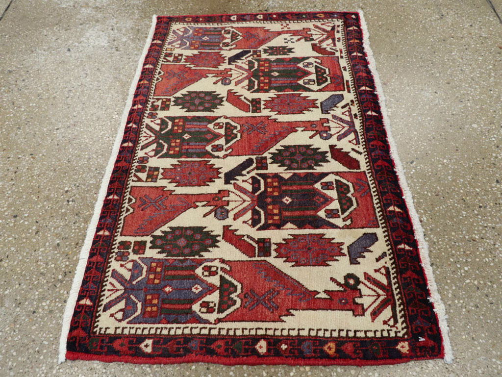 Vintage Persian Afshar Rug, No.20916 - Galerie Shabab