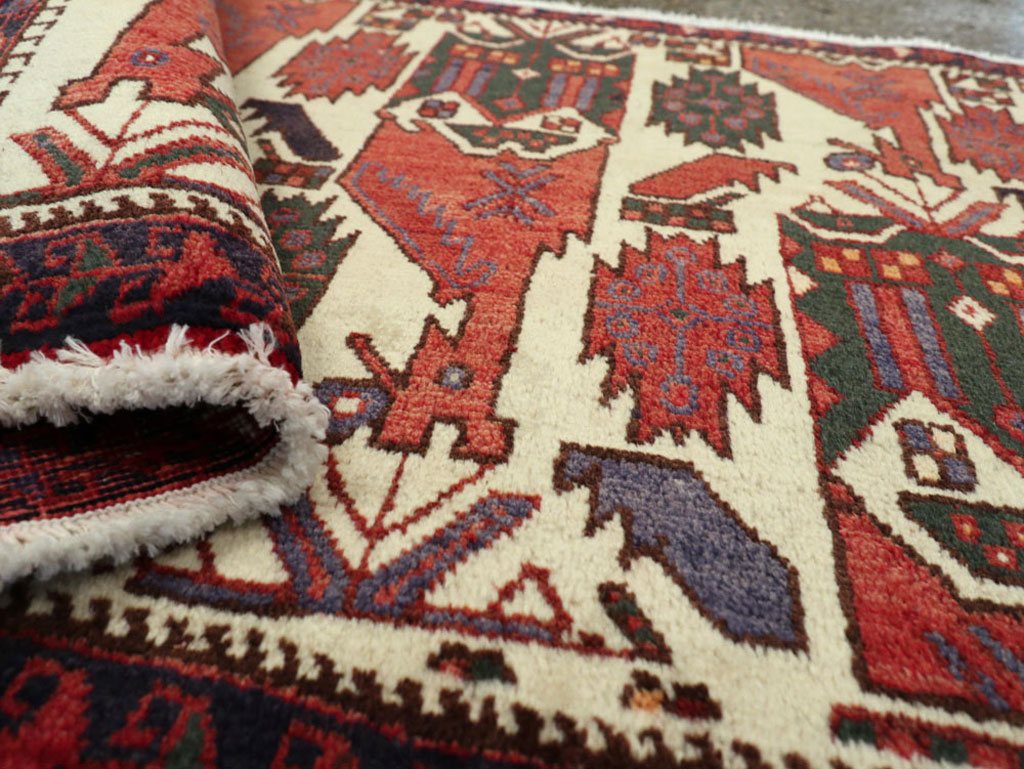 Vintage Persian Afshar Rug, No.20916 - Galerie Shabab