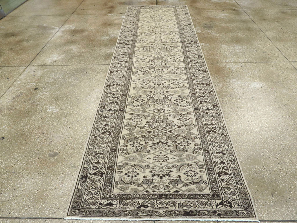 Vintage Persian Malayer Runner, No.20922 - Galerie Shabab