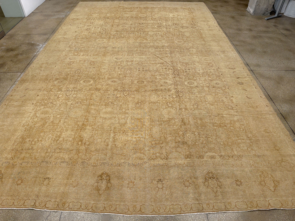 Antique Persian Lavar Kerman Carpet, No.20925 - Galerie Shabab