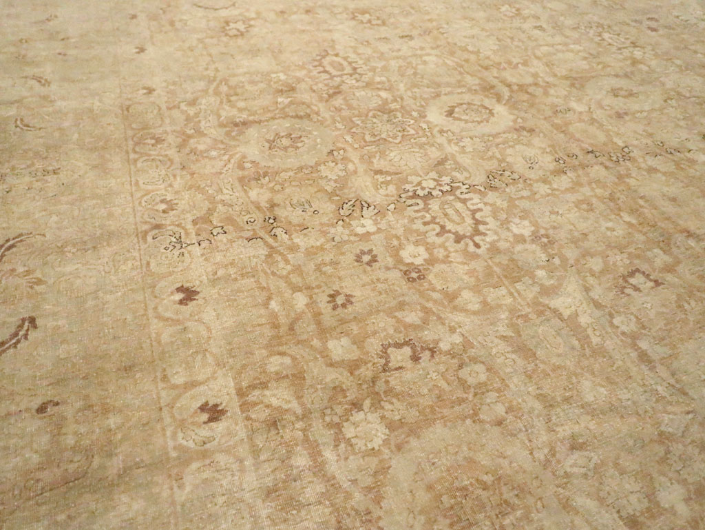 Antique Persian Lavar Kerman Carpet, No.20925 - Galerie Shabab