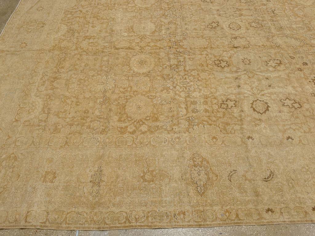Antique Persian Lavar Kerman Carpet, No.20925 - Galerie Shabab