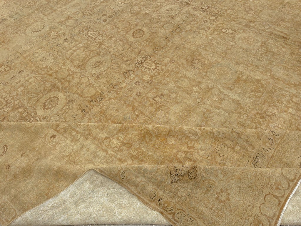 Antique Persian Lavar Kerman Carpet, No.20925 - Galerie Shabab