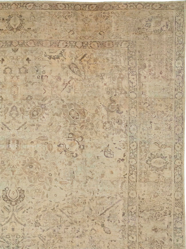 Antique Persian Tabriz Oversize Carpet, No.20929 - Galerie Shabab