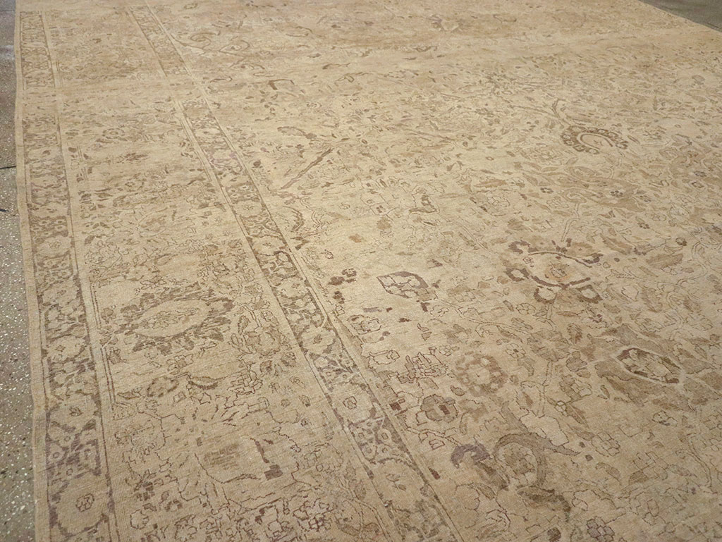 Antique Persian Tabriz Oversize Carpet, No.20929 - Galerie Shabab