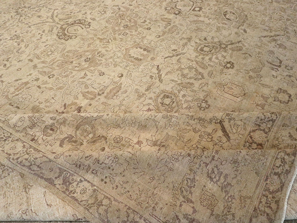 Antique Persian Tabriz Oversize Carpet, No.20929 - Galerie Shabab