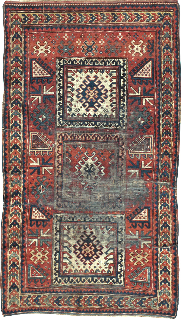 Antique Caucasian Kazak Distressed Rug, No.20954 - Galerie Shabab