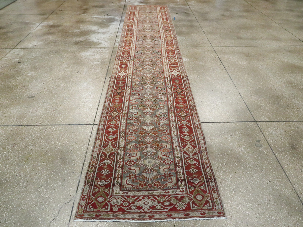 Vintage Persian Malayer Runner, No.20965 - Galerie Shabab