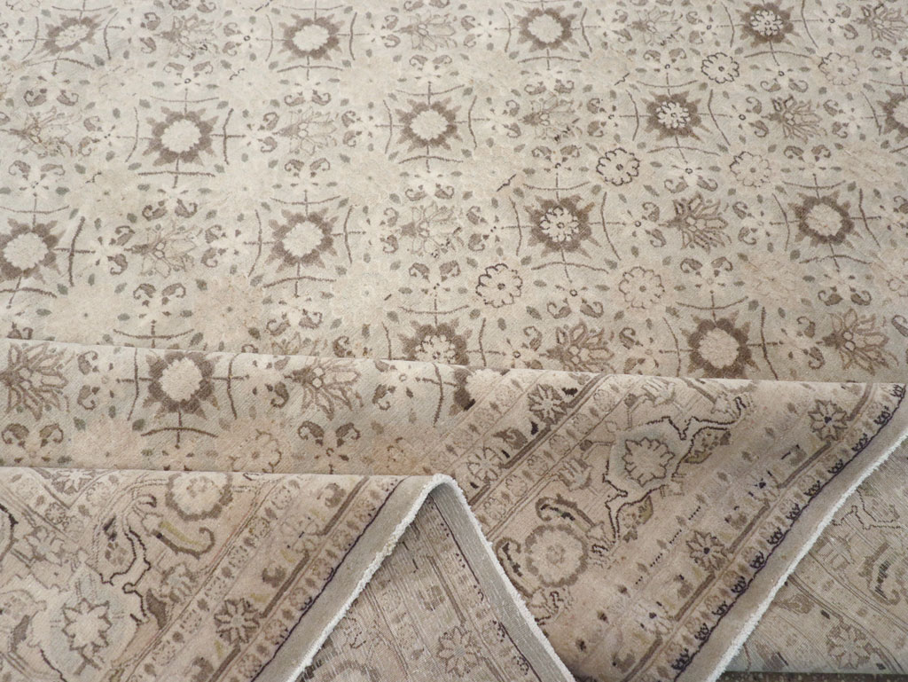 Vintage Persian Mashad Carpet, No.20975 - Galerie Shabab