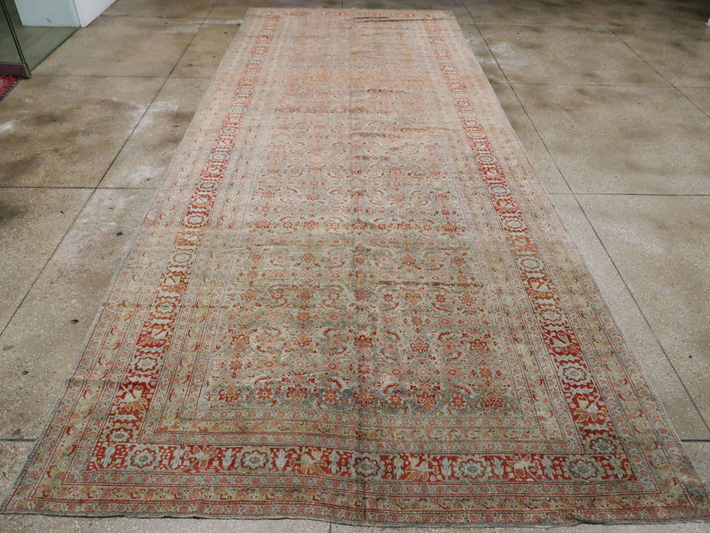 Antique Persian Northwest Carpet, No.20977 - Galerie Shabab