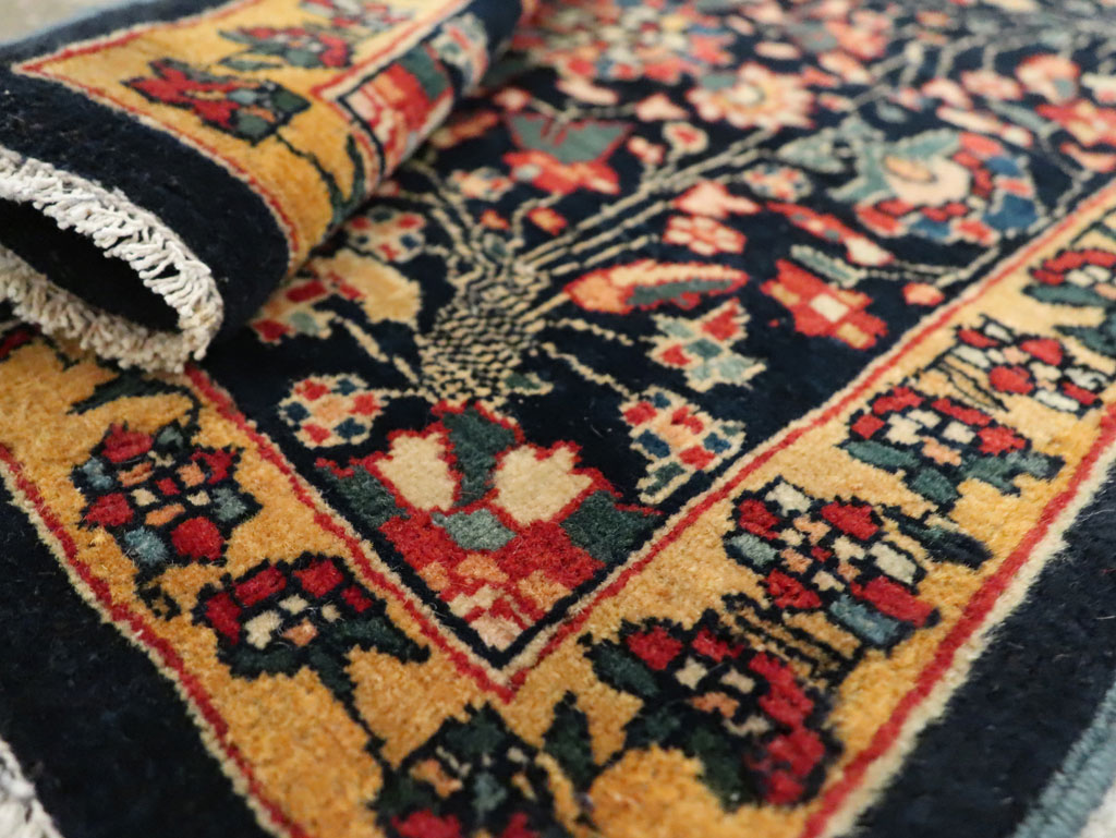 Antique Persian Sarouk Fereghan Square Throw Rug (Pair: 2 of 2), No.21009 - Galerie Shabab