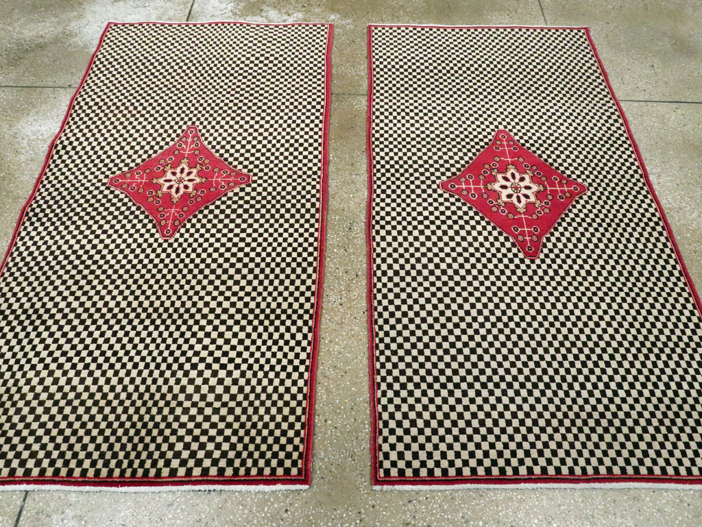 Vintage Persian Kashan Deco Carpet, No.21023 - Galerie Shabab