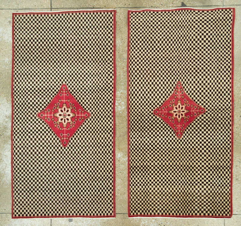 Vintage Persian Kashan Deco Carpet, No.21024 - Galerie Shabab