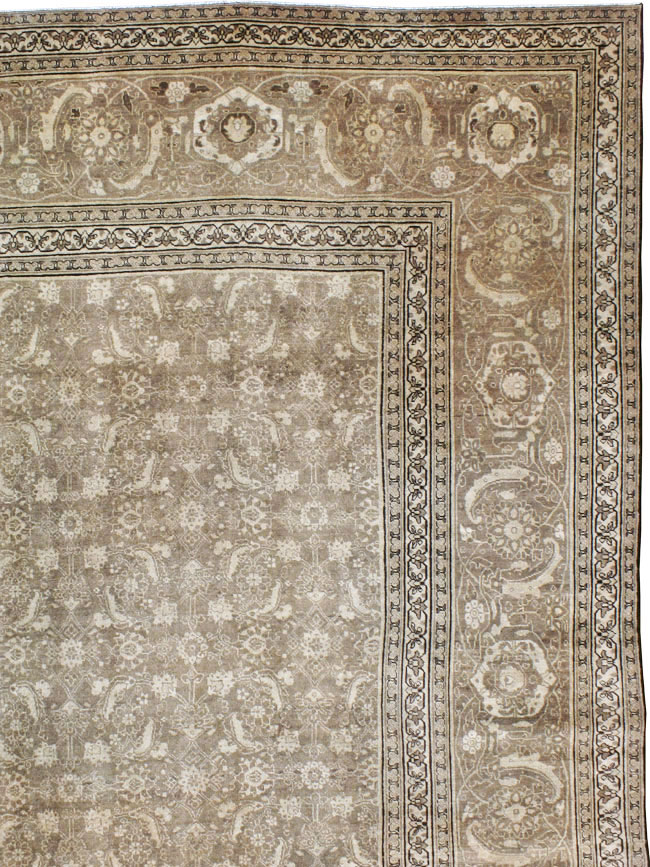 Antique Persian Tabriz Carpet, No.21025 - Galerie Shabab
