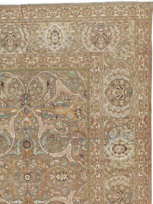 Contemporary Persian Tabriz Carpet, No.21031 - Galerie Shabab