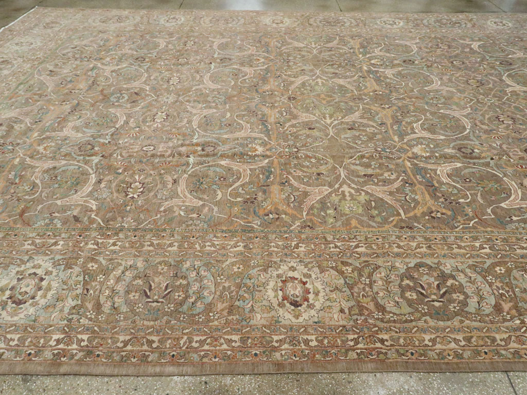 Contemporary Persian Tabriz Carpet, No.21031 - Galerie Shabab