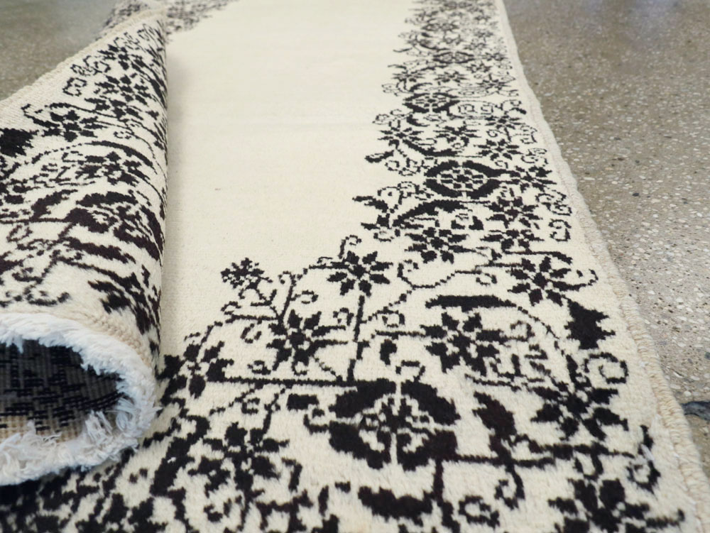 Vintage Persian Tabriz Runner, No.21033 - Galerie Shabab
