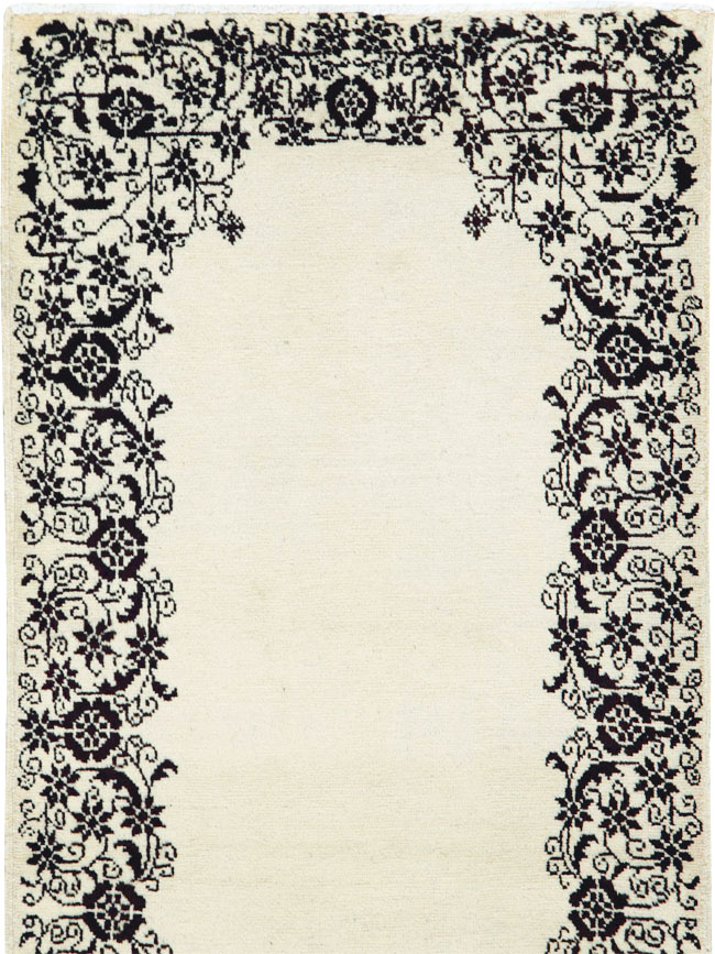 Vintage Persian Tabriz Runner, No.21033 - Galerie Shabab